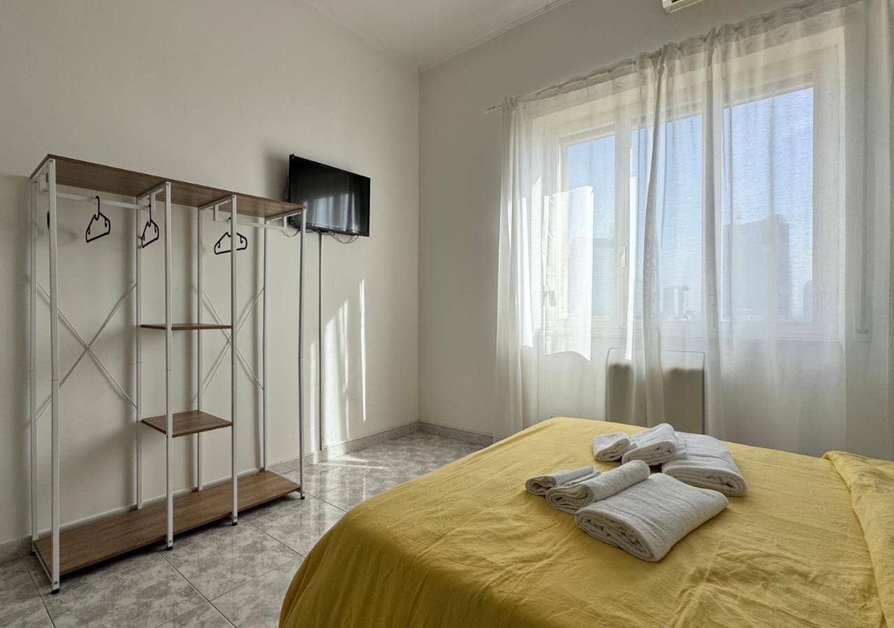 Corso Novara - 8 Posti Letto E Self Check-In Vicino La Stazione Centrale Di Napoli Eksteriør bilde
